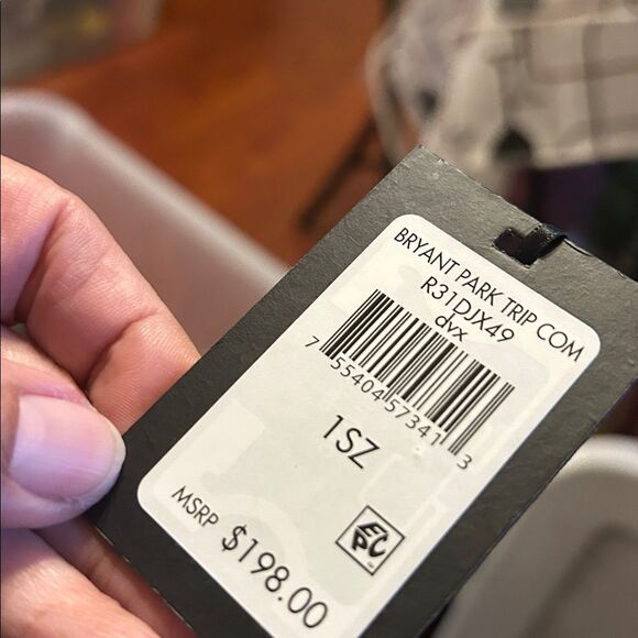 NWT DKNY Handbag  - Picture 4 of 16